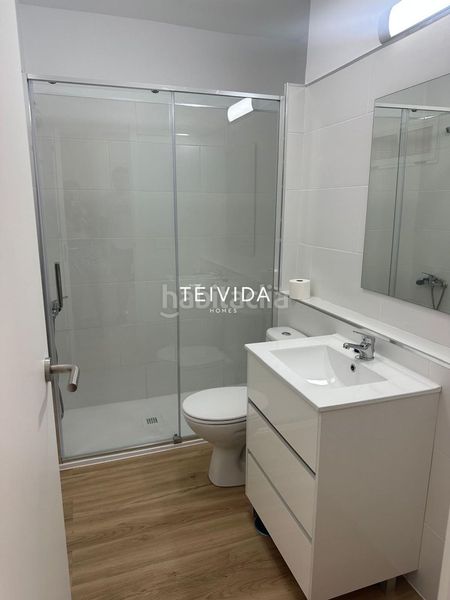 Foto f6f6a46a-8e22-42a3-a11c-ce63308effdd. Etagenwohnung mit pool in Playa de las Américas Arona