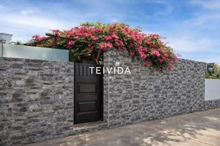 Reihenhaus  La orotava. D�plex adosado con sol�rium, jard�n y apartamento independiente