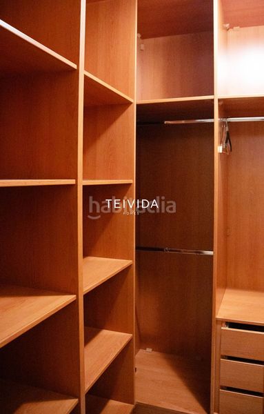 Foto 4ae55cbf-0fd0-4260-8c7e-d98785a7b296. Appartamento con parcheggio in Guía de Isora interior Guía de Isora