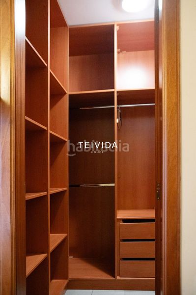 Foto c67fff28-80a4-4894-bccd-471f9886ab38. Appartamento con parcheggio in Guía de Isora interior Guía de Isora