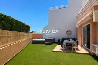 Casa adossada  Avenida de col�n. Chalet pareado en playa fa�ab� con jard�n y vistas parciales al