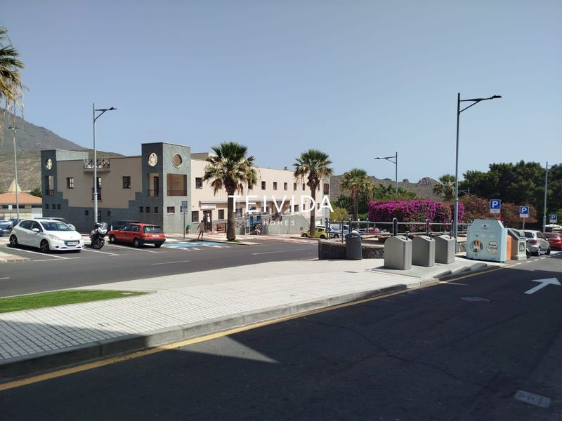Foto bc4c8229-1d26-4a22-8328-01a7cd6a143a. Pis a Casco Urbano Adeje