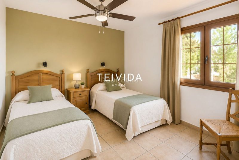 Foto b430b972-e77a-4f80-b216-8615e0f2648f. Casa amb piscina a Los Cristianos Arona