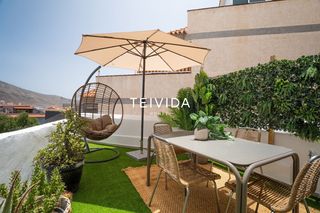 Pis  Calle la montañita. Piso reformado con terraza y piscina en los cristianos