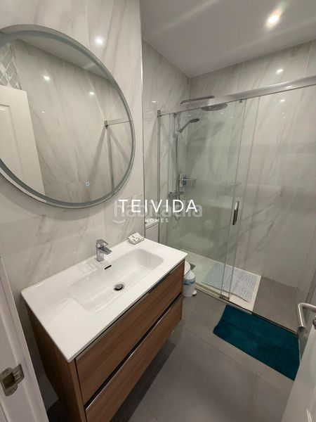 Foto 1e4ae2f0-7b45-439f-b9be-b8431a77583c. Pis amb piscina a Los Cristianos Arona