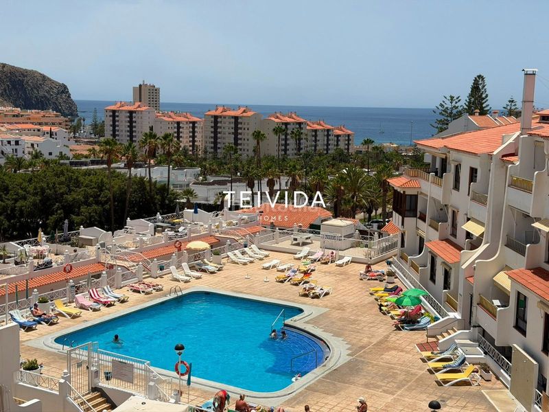 Foto 29e2b684-f7c3-4118-9372-ca8bee38488d. Pis amb piscina a Los Cristianos Arona