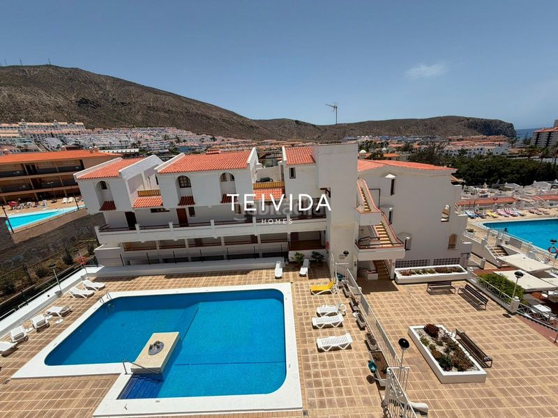 Foto afb1c973-b3f5-4948-b240-8b121ff6b8d1. Pis amb piscina a Los Cristianos Arona