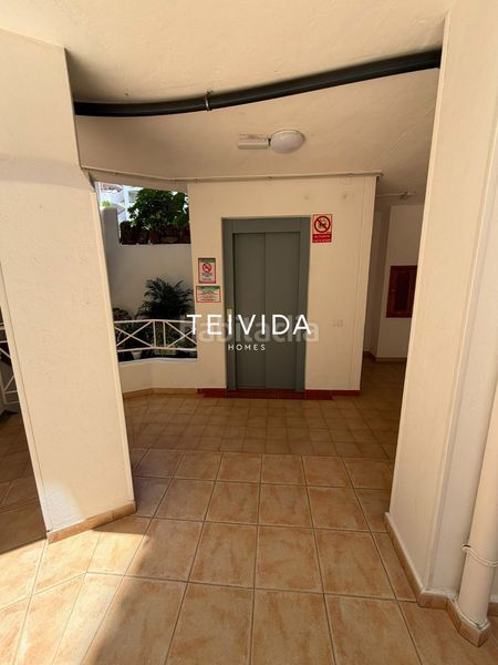 Foto fda3f741-0b1d-4e91-95b3-040d95fc1aef. Pis amb piscina a Los Cristianos Arona