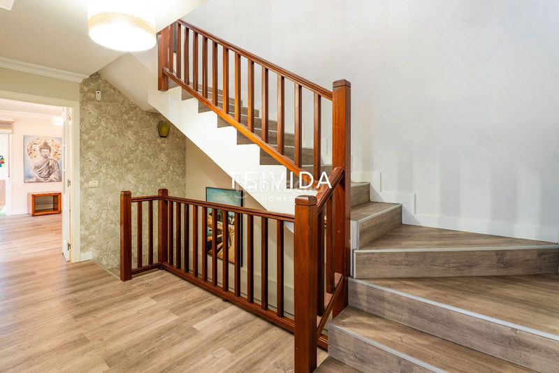 Foto b25828af-68b7-49fb-b02d-40147b359325. Maison jumelée avec parking dans Fañabé - Ifonche y Benítez Adeje