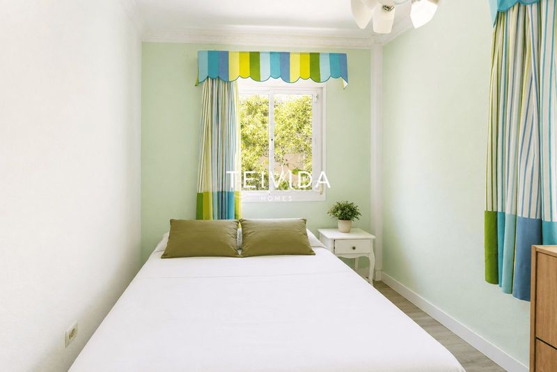 Foto f7c2e4f1-cf21-4495-bfad-04f8fc39fc45. Maison jumelée avec parking dans Fañabé - Ifonche y Benítez Adeje