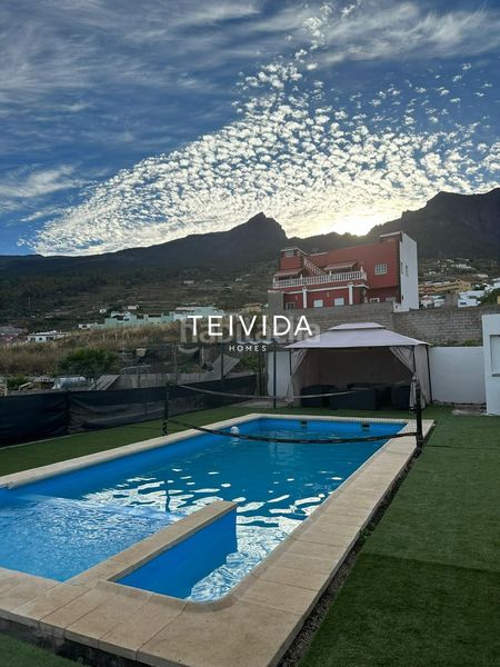 Foto 0014efc0-da19-47c1-809d-86d157eccdb6. House with pool in Arafo
