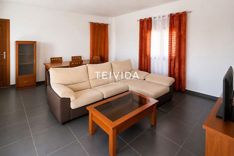 Foto ff7450fd-0026-4fae-ab1b-1e1fd20f98f7. House with pool in Arafo