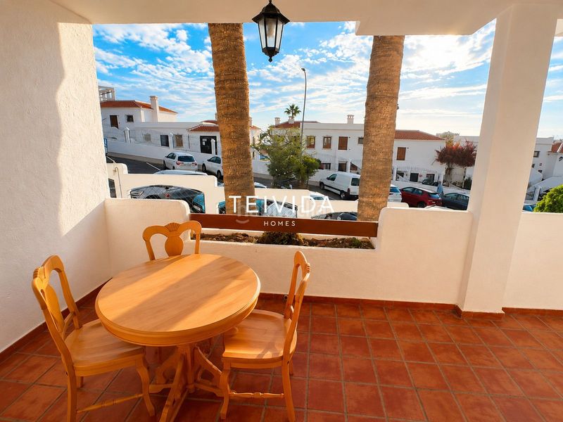 Foto 1c98f5ff-c2a0-433b-838f-887898c009a1. Pis amb piscina a Los Cristianos Arona