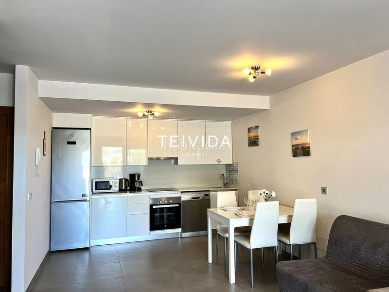 Foto cc79ca5e-4240-4a93-a305-e34097716a91. Flat with parking pool in Los Abrigos Granadilla de Abona