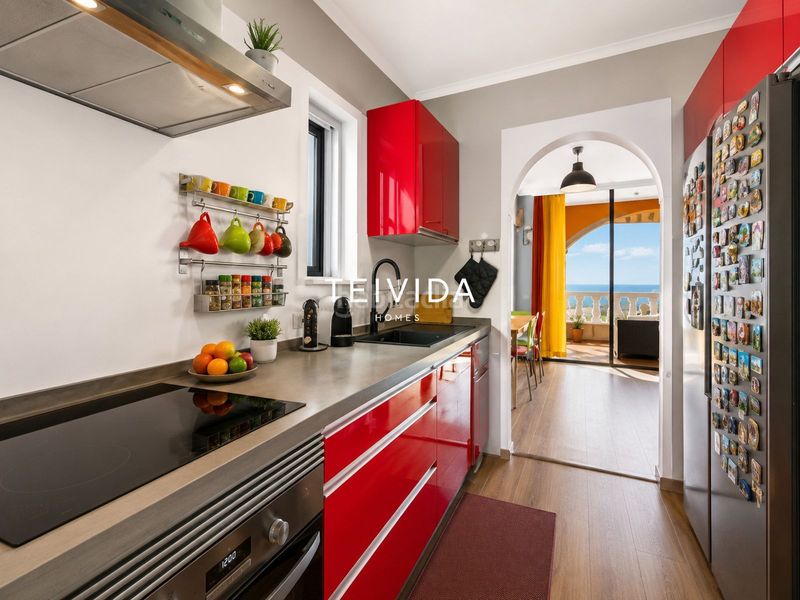 Foto e12a7e15-cc74-4434-b840-3f3ffbef94b3. Casa adossada amb aparcament a La Caldera Adeje