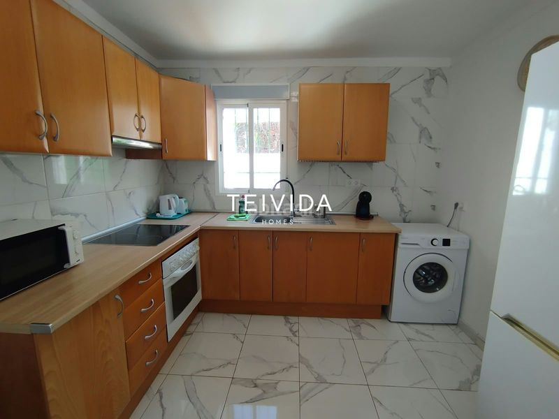 Foto 17b2a70a-8788-412a-b5bf-108bd29c26e3. Casa adossada amb piscina a San Eugenio Alto Adeje