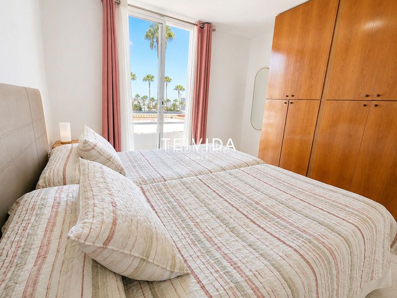 Foto 99549b58-8699-4d94-873f-d54de2190037. Casa adossada amb piscina a San Eugenio Alto Adeje