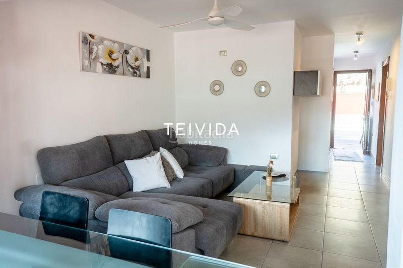 Foto 8f00d5cb-143d-4762-8867-7caa8dce772e. Rent flat with parking pool in Playa Fañabé Alto Adeje