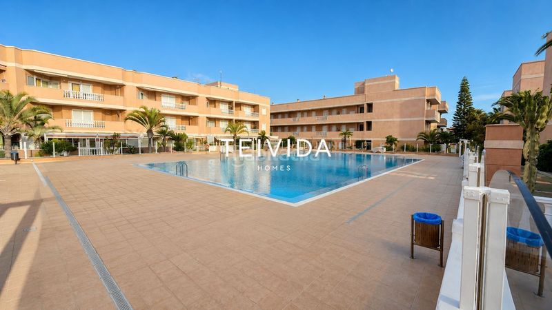 Foto 181dfc19-083b-4c58-9f19-bc4e757280bf. Casa adossada amb aparcament piscina a Costa del Silencio Arona
