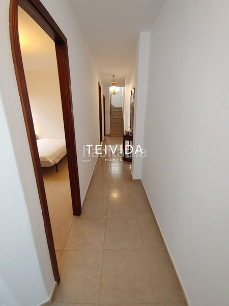 Foto 4ea73486-c894-4c46-a2fb-d5f6024184d1. Lloguer àtic amb calefacció aparcament a Icod de los Vinos pueblo Icod de los Vinos