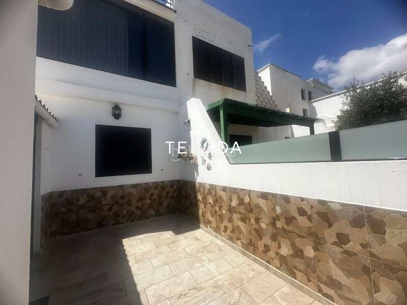 Foto 004e1b89-c0f6-479c-986b-2ac1705f65ea. Casa a schiera con parcheggio in costa Teguise Teguise