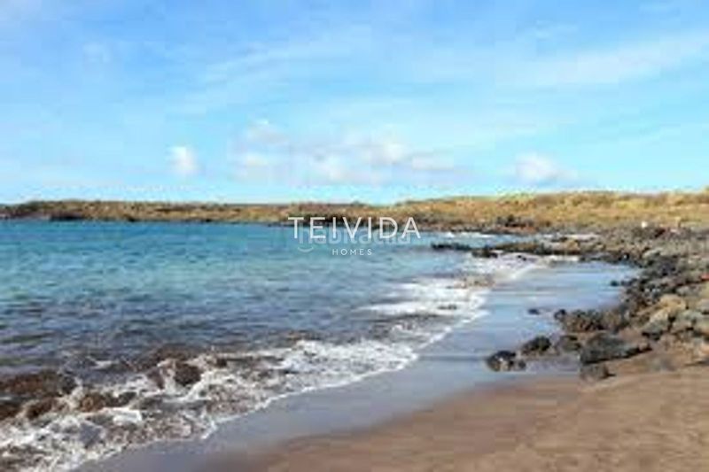 Foto 075f8388-d6e9-4bb1-9eb0-b2a59be0738d. Casa adossada a Costa del Silencio Arona