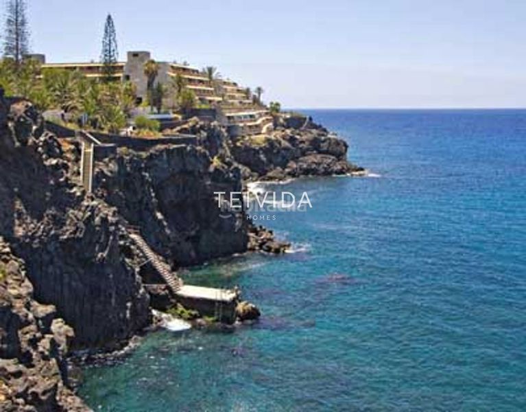 Foto df55ec69-3eeb-4a01-9bb7-182bcad00d63. Casa adossada a Costa del Silencio Arona