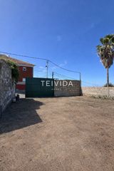 Rural plot  Calle obispo pérez cáceres. Parcela urbana de 1.700 m con alta edificabilidad y potencial re