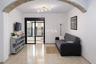 Pis  Avenida valle san lorenzo. Piso en planta baja con terraza, garaje y entrada independiente