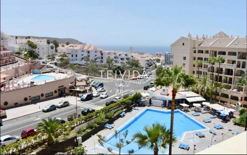 Foto 3a81bc20-2e2b-418b-895f-ee416043534e. Pis amb piscina a Los Cristianos Arona