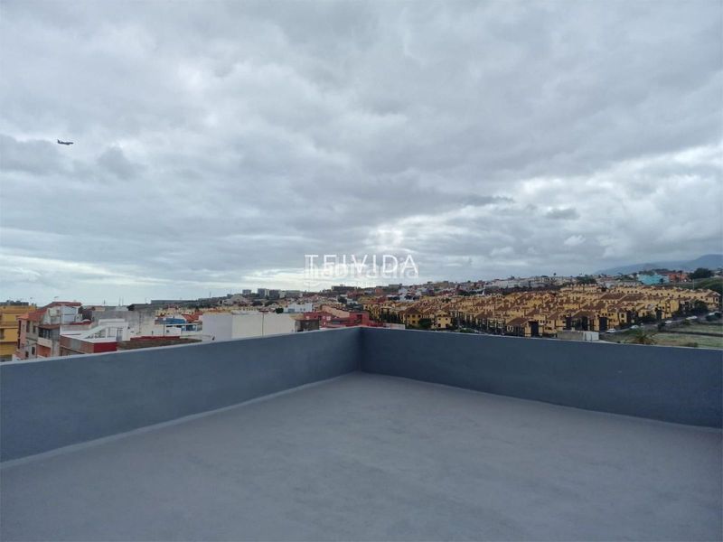 Foto a130bbdf-26a6-44d7-bb2a-041a9b1f9929. Pis amb aparcament a Gracia San Cristóbal de La Laguna