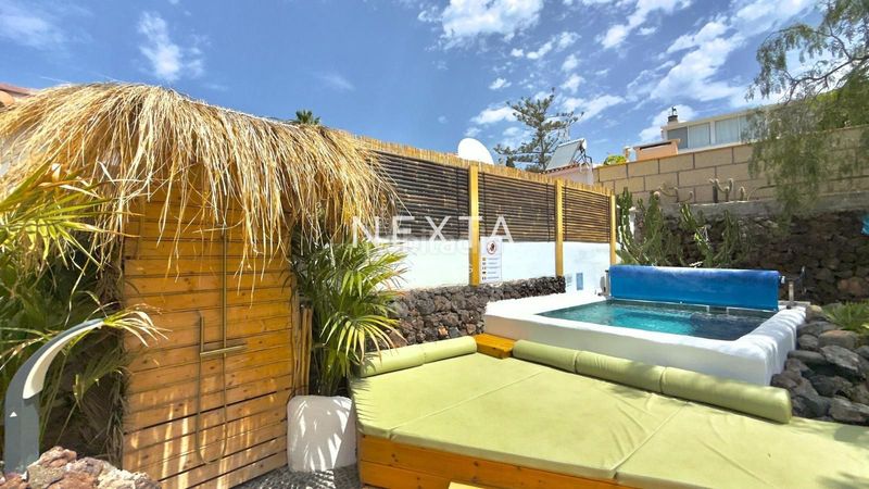 Foto 1ed29a07-501c-4573-bf94-52b985d6fb30. Casa amb aparcament piscina a Chayofa Arona