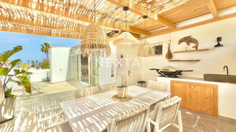 Foto 5f1814e8-e5c6-4d12-9abb-d1f876f3f3a9. Casa amb aparcament piscina a Chayofa Arona