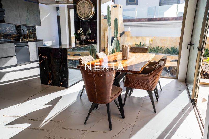 Foto 3f1c45ec-75ce-4554-9035-abeb78378839. Casa amb aparcament piscina a San Eugenio Alto Adeje