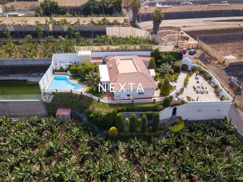 Foto e53b11b6-9575-4d15-9804-4f84742e6d7d. Casa amb piscina a Chío Guía de Isora