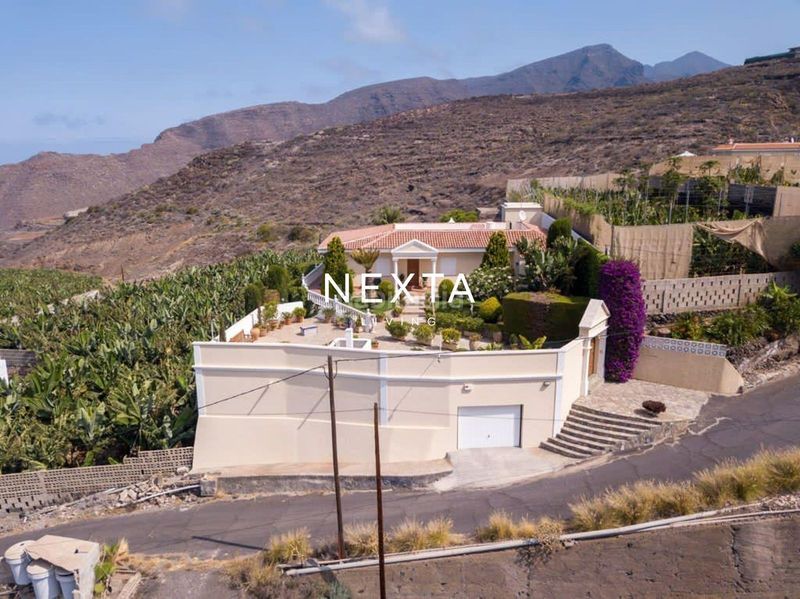 Foto fc02d76d-a993-492d-a984-c092204f3986. Casa amb piscina a Chío Guía de Isora