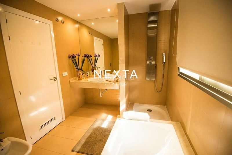 Foto 90e50d9b-b821-4614-86ff-4adb3ec5e4e6. Casa amb aparcament piscina a La Caleta Adeje