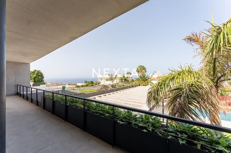 Foto 36ceb59f-a1d2-45e0-8c94-f675ed4b38e2. Casa amb aparcament piscina a Callao Salvaje - Playa Paraíso Adeje