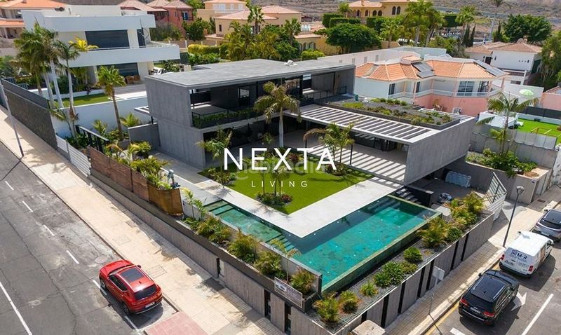 Foto 4fa3a5a9-1ca2-4210-9ae1-5f6c3f6d8187. Casa amb aparcament piscina a Callao Salvaje - Playa Paraíso Adeje