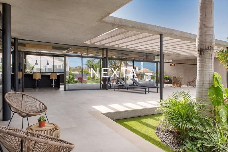 Foto dac02bee-d3fe-4b27-99c7-5dbc74c925ad. Casa amb aparcament piscina a Callao Salvaje - Playa Paraíso Adeje