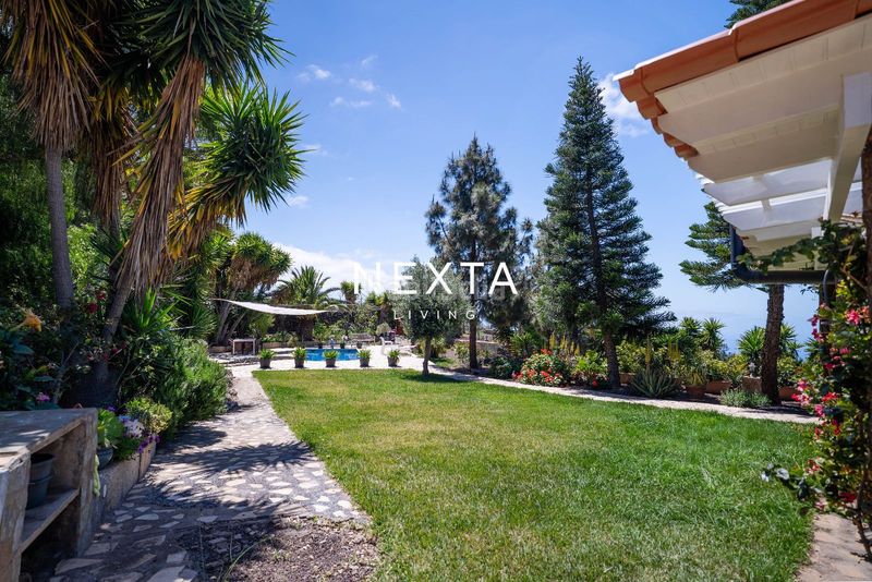 Foto 188e0f4f-a198-47c5-bd9a-54b9b18b69c8. Casa amb piscina a Arona pueblo Arona