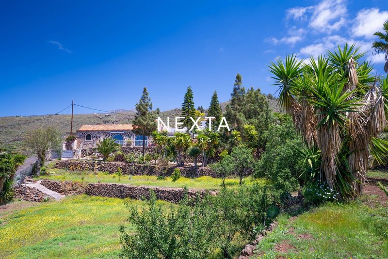 Foto d8438225-7c59-48f4-8c1e-f158293a1368. Casa amb piscina a Arona pueblo Arona
