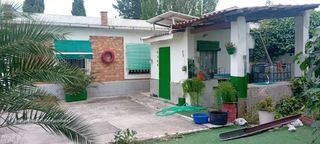 Masia  Urbanización los huertos. Casa con piscina y jardín. en plena naturaleza a 20 minutos de z