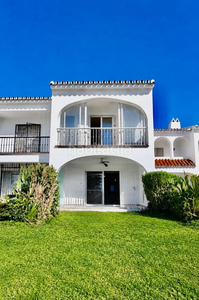 Foto 4b6eefc1-d135-42ae-a7ea-ae887ee3d5a4. Casa adossada amb aparcament a Riviera del Sol Mijas