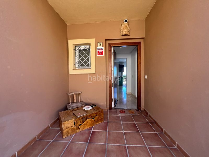 Foto 95862c8c-87a0-4c9d-9a46-d5fc9b2e978a. Casa adossada a calle velazquez 31 a La Mairena Ojén
