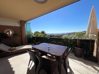 Casa a schiera in Calle velazquez 31. Adosado de lujo en marbella, la mairena