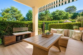 Flat in Calle jose rivero 1. Piso 2 dormitorios con licencia turística, garaje y piscina