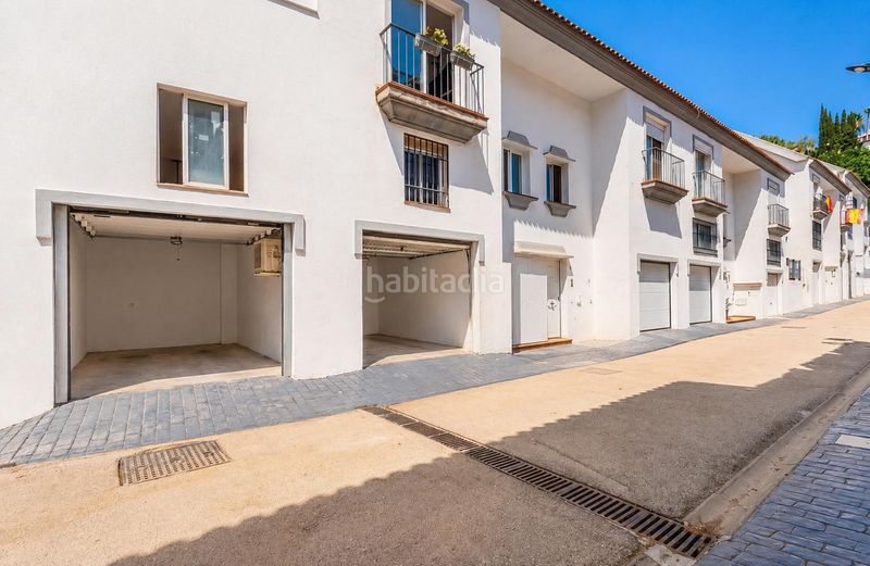 Foto 1daefa38-2b3a-49f9-a75c-c23b46ca7711. Semi detached house in calle mimosas 10 in Torreblanca del Sol Fuengirola