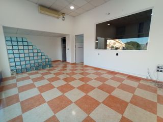 Locale commerciale in Calle río guadiana 7. Oportunidad local comercial para cualquier tipo de negocio en mi
