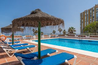 Estudio en Calle alhamar 7. Estudio con licencia turística acceso directo a la playa